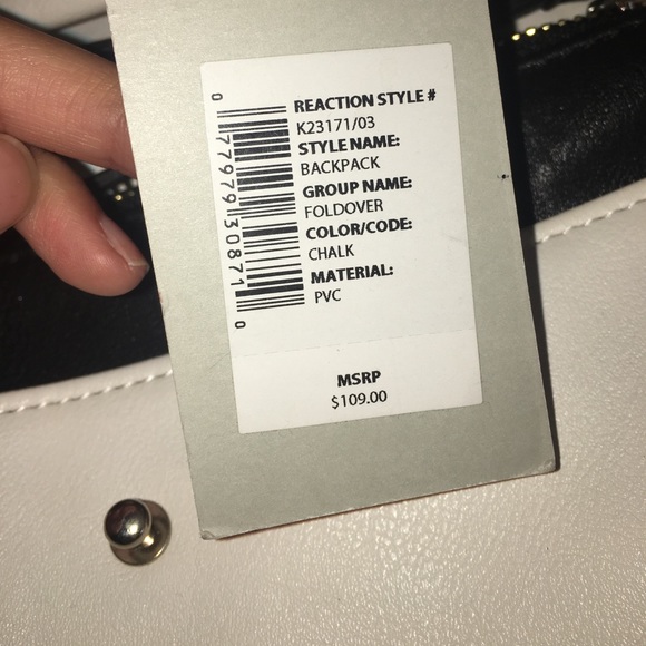 Kenneth Cole Reaction backpack foldover - Picture 7 of 7