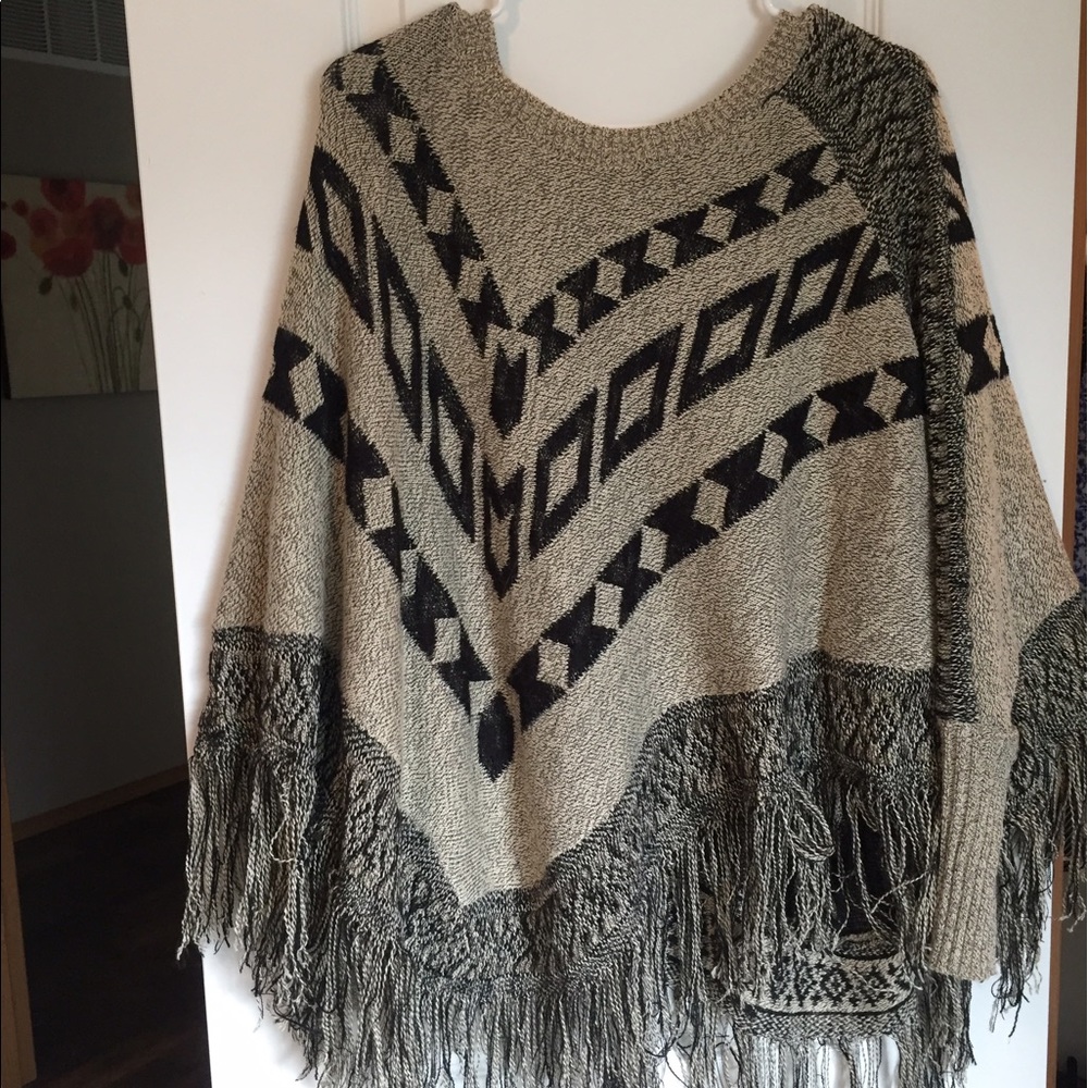tan poncho