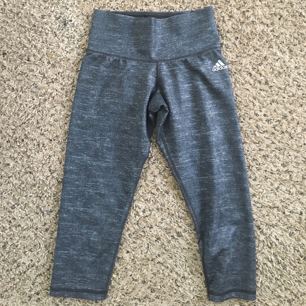 Adidas Capri workout stretch pants
