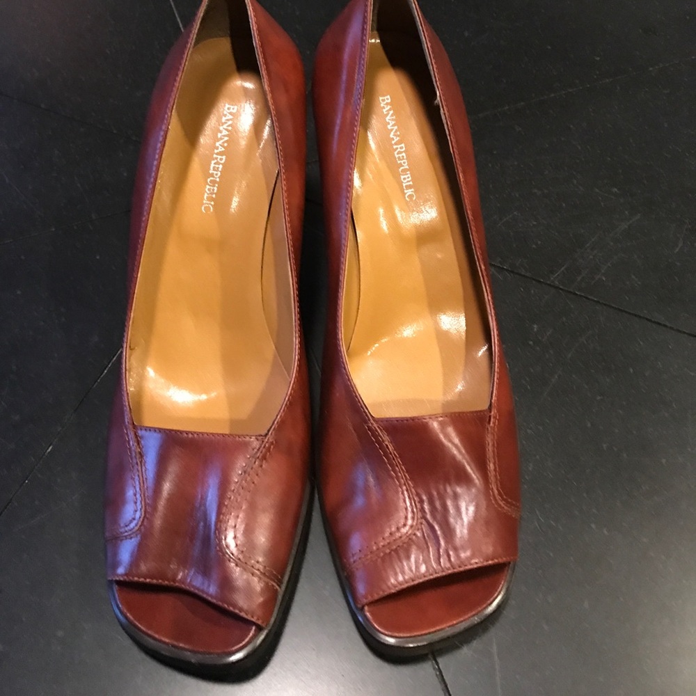 Banana Republic Women's Brown Dress Shoes 9