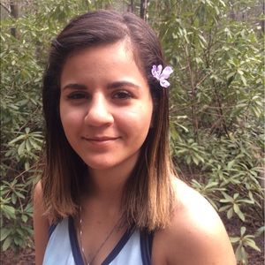 Meet your Posher, Valeria