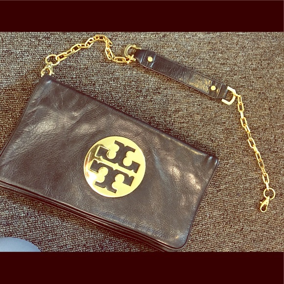 tory burch reva clutch in black - Picture 1 of 2