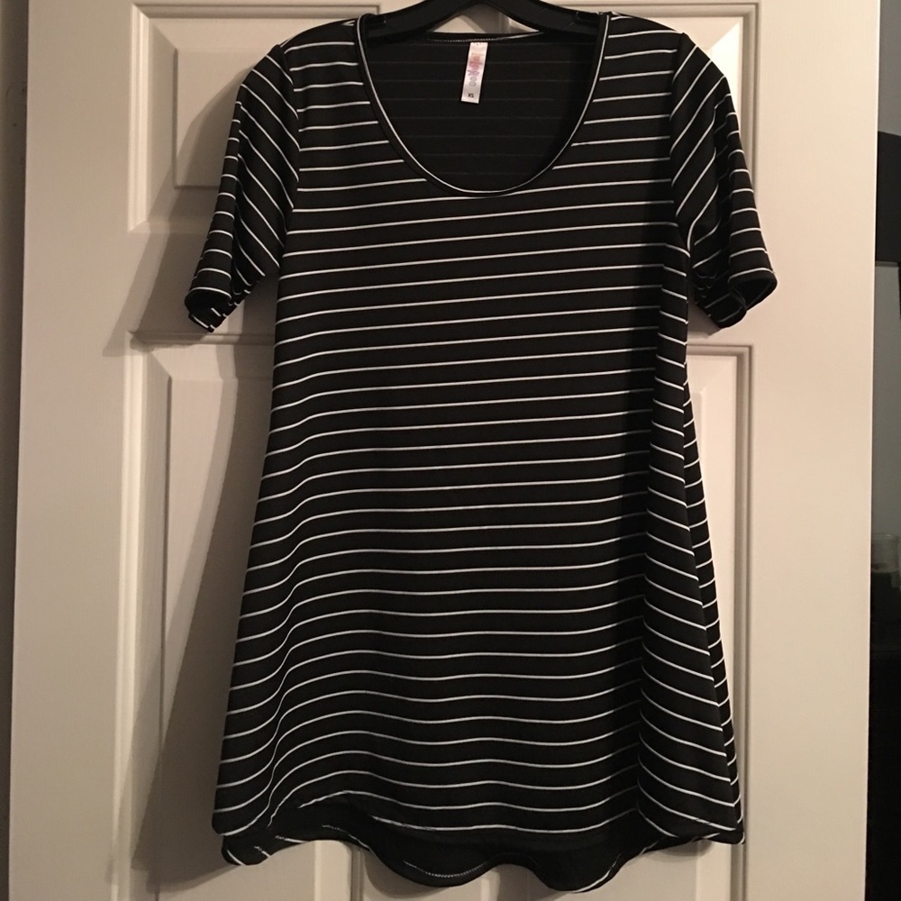 LuLaRoe Perfect Tee