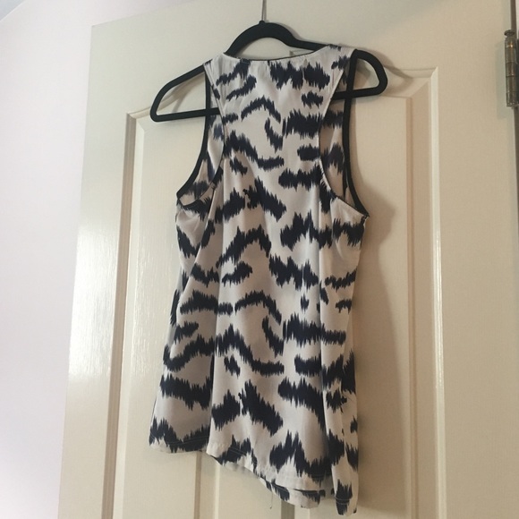 Shirt - Picture 2 of 3