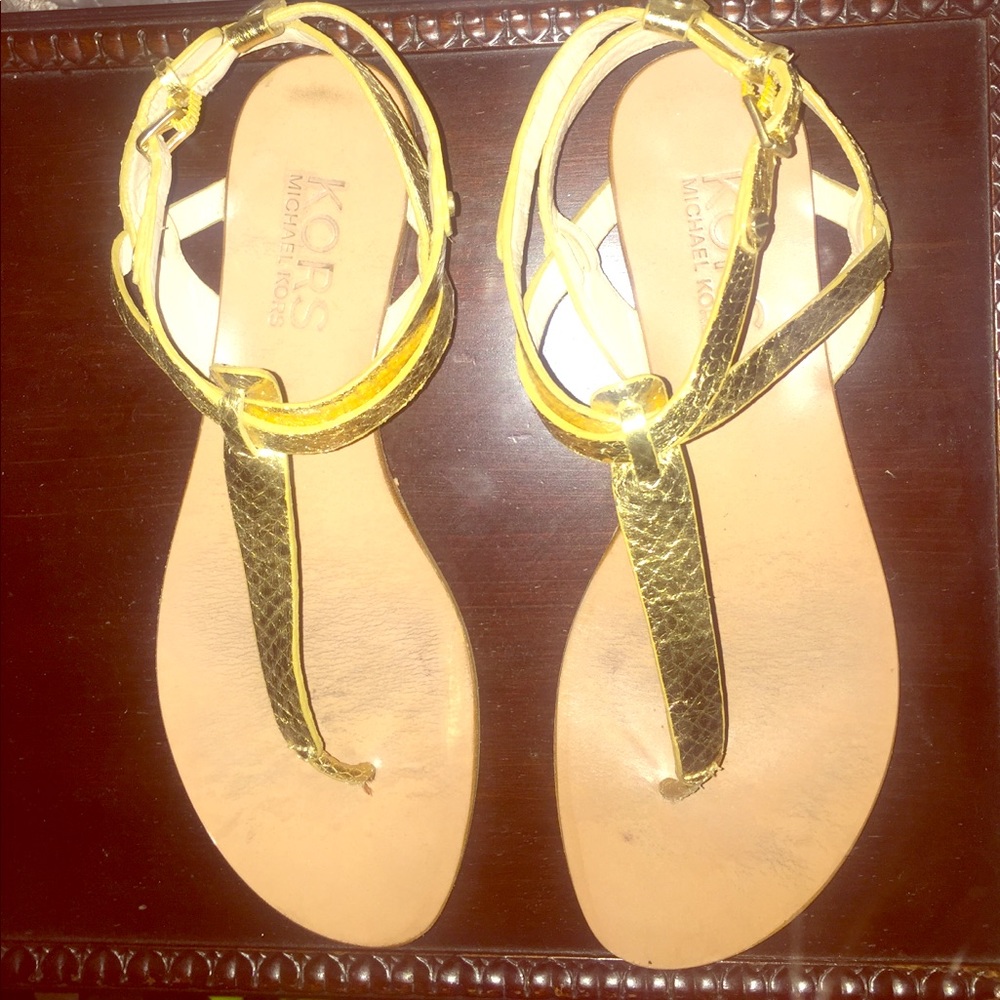 Kors by Michael Kors t-strap thong sandals