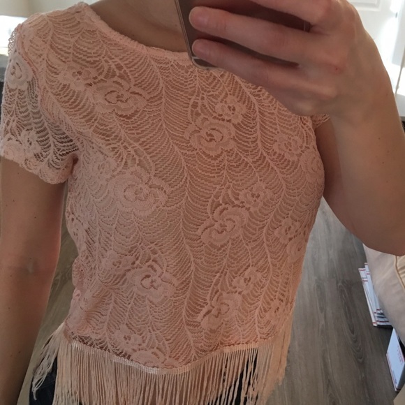 Peach lace fringe crop top - Picture 4 of 4