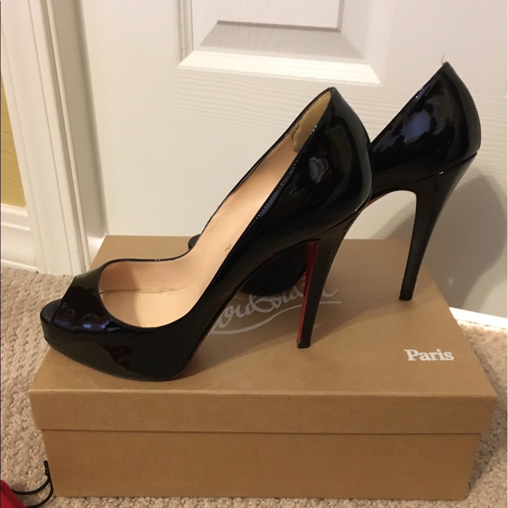 Christian louboutin- very prive 120 black patent