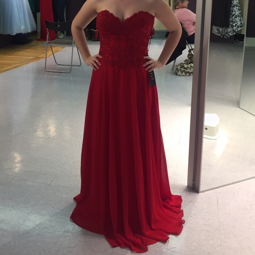 Strapless red prom dress