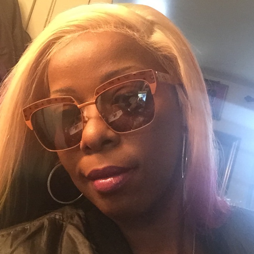 Meet your Posher, Ms1981