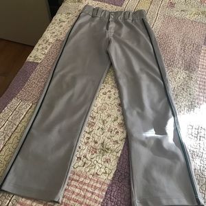 Boys Louisville Slugger baseball pants. youth XL