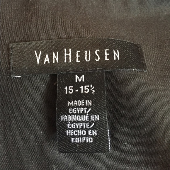 Van Heusen Dress Shirt - Picture 2 of 3