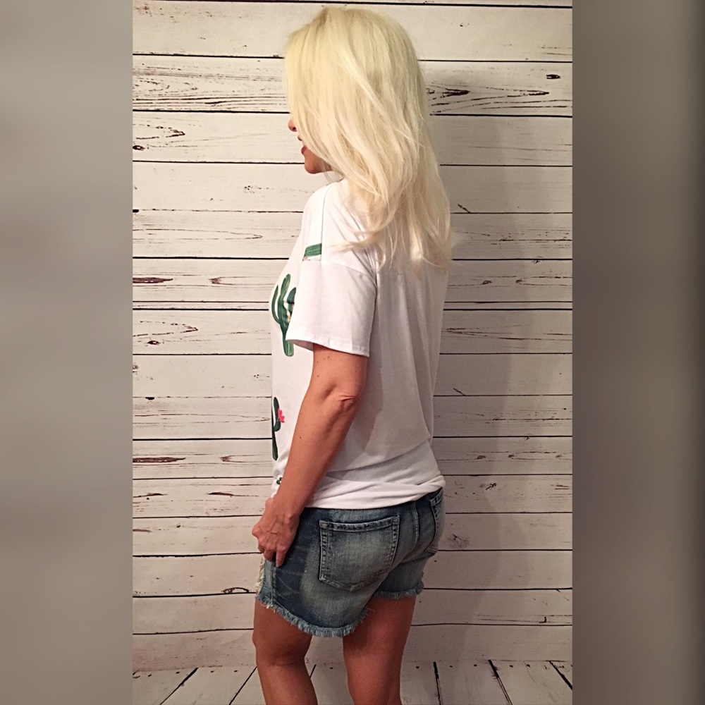 Cactus 🌵 top with cut out detail! - Picture 2 of 4