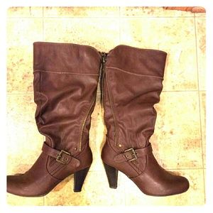 Guess boots w/ heels