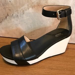 Color Block Wedge size 8