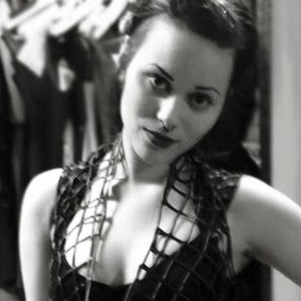 Meet your Posher, Eleanor