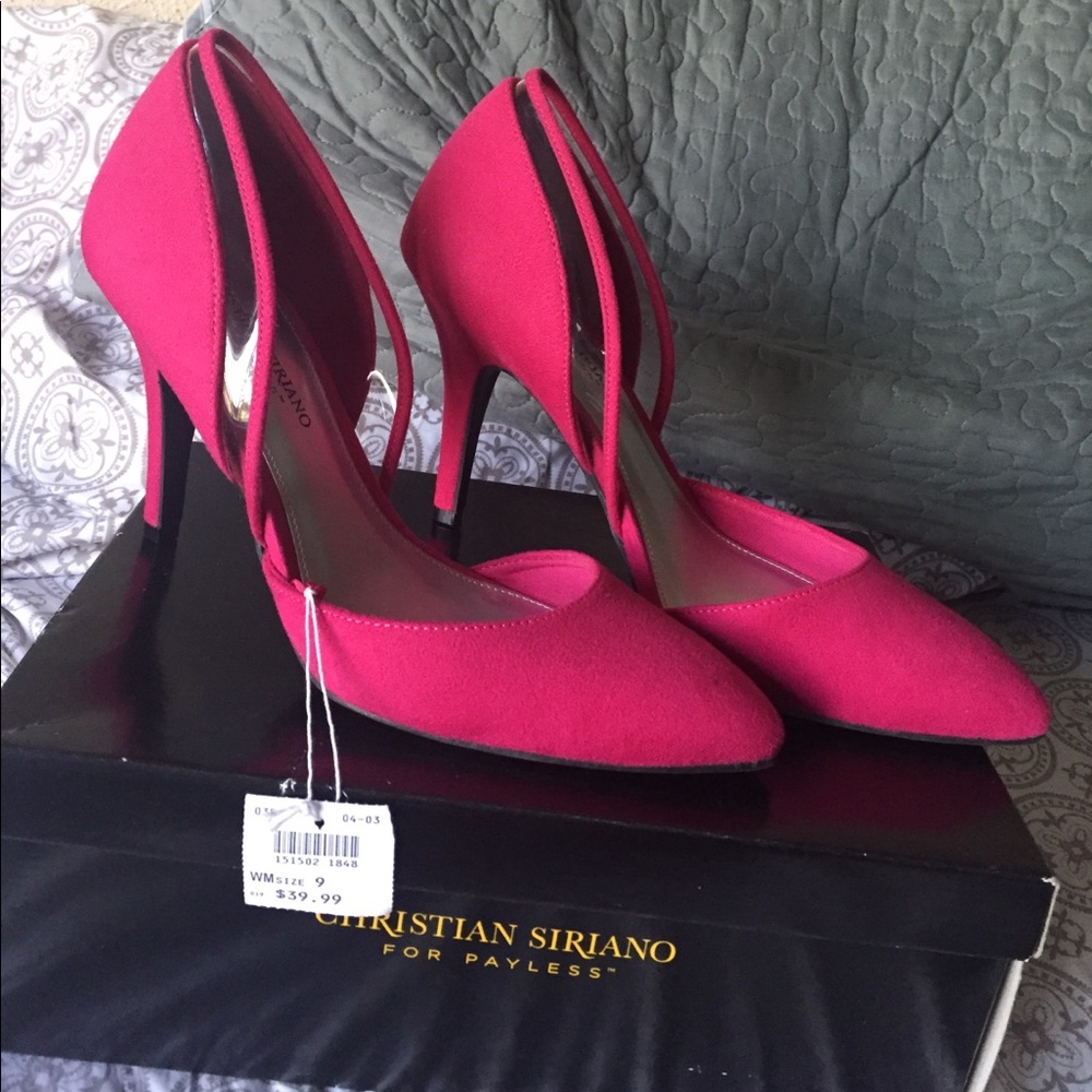 Brand new never worn pink pumps