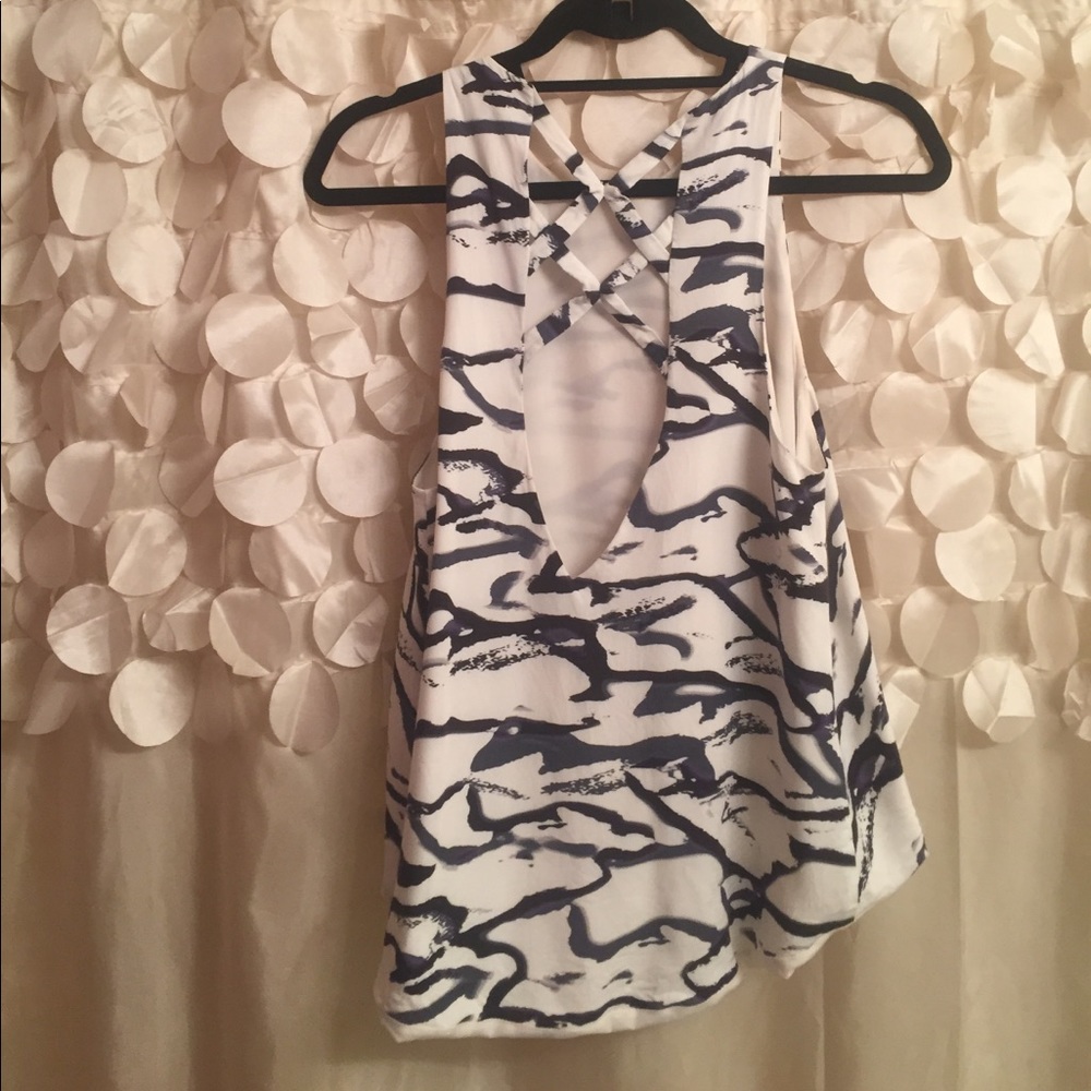 Stylestalker High Low Tank - Picture 4 of 5