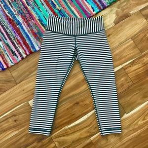 Lululemon Striped Wunder Under Crops!  😱❤🙌🏻