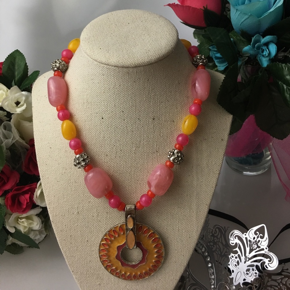 Vintage necklace with rose quart