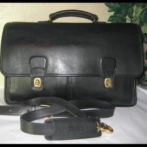 Black Leather Coach briefcase BEST OFFER!