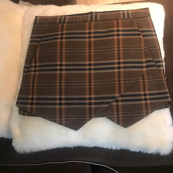 Zara Dresses & Skirts - Zara Skirt