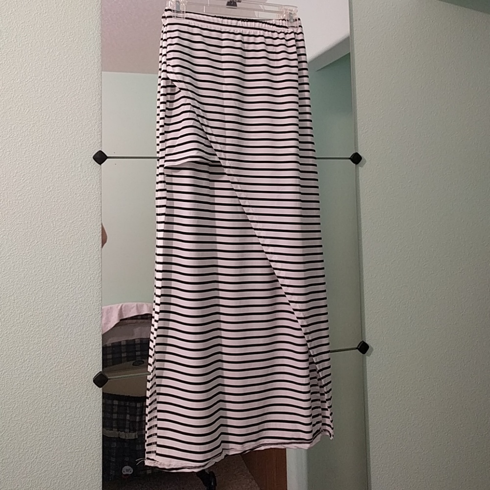 LAST ONE Stripe Hi-Low Skirt - Picture 2 of 2