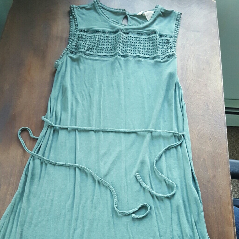 Light green dress
