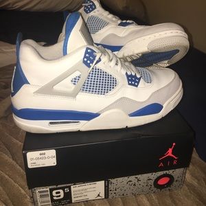 Nike air Jordan retro 4 military blue