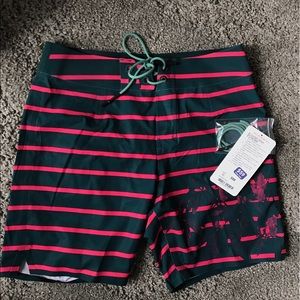 NWT Men's Lululemon swim trunks size 30