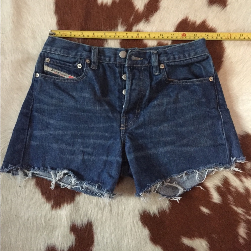 Diesel button fly 100% cotton shorts
