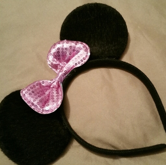 Minnie Mouse Head Band - Picture 1 of 2