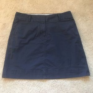 Vineyard Vines navy blue skirt