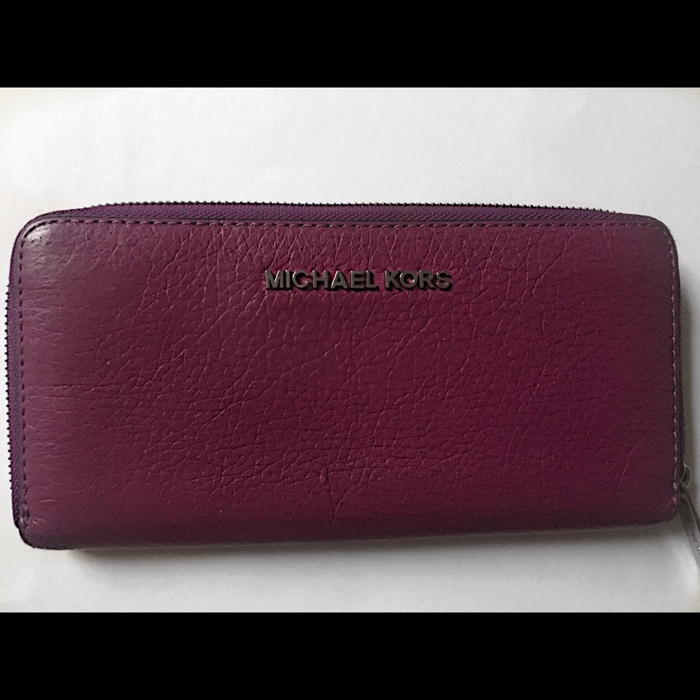 Michael Kors wallet