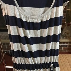 Cute American Eagle dress🌻