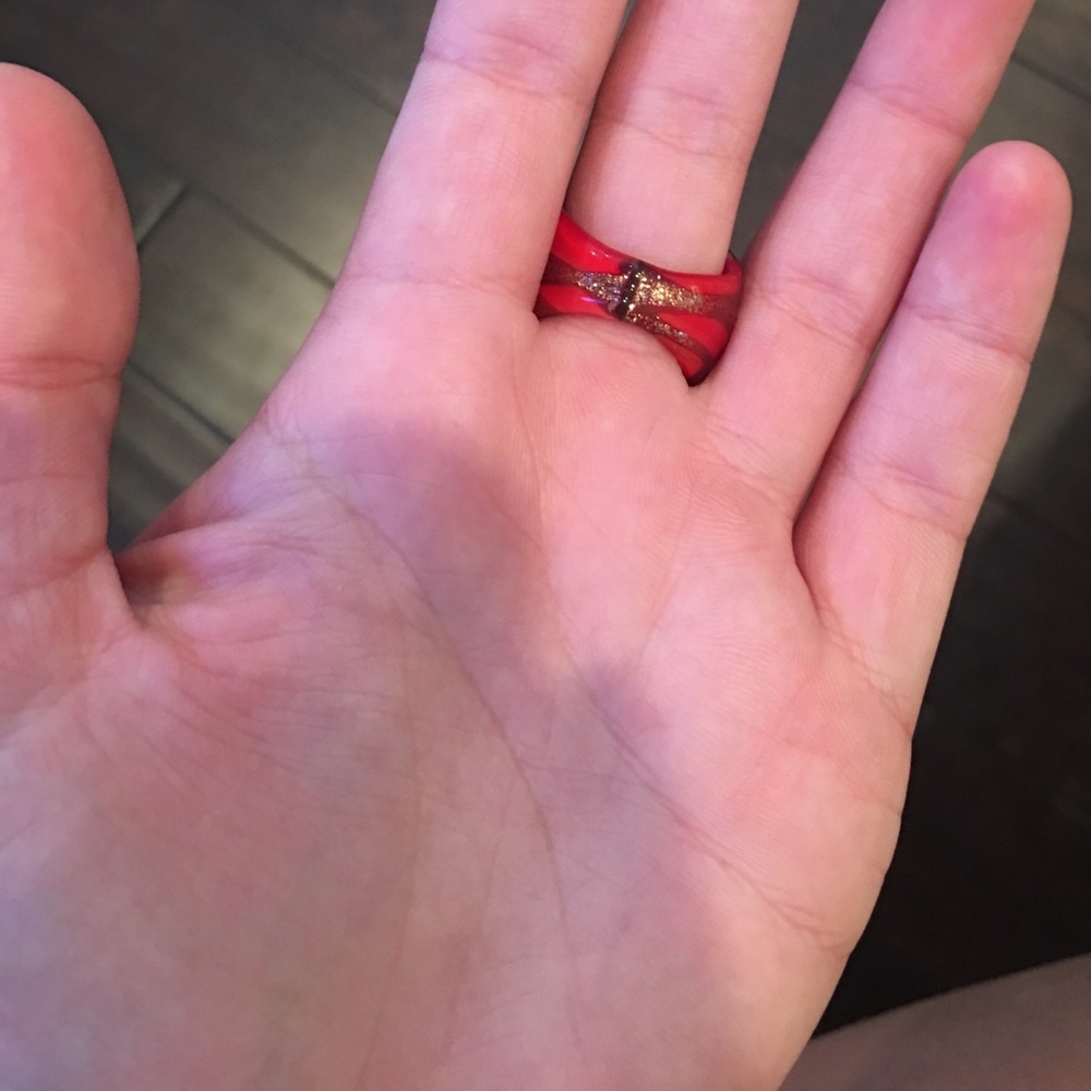 Glass Ring - Picture 3 of 3