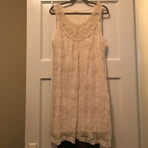 Gorgeous embroidered off-white sleeveless dress