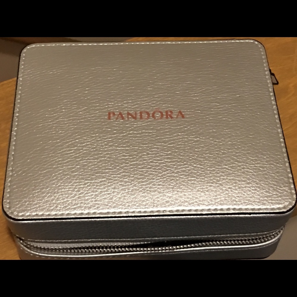 Pandora Keepsake Case