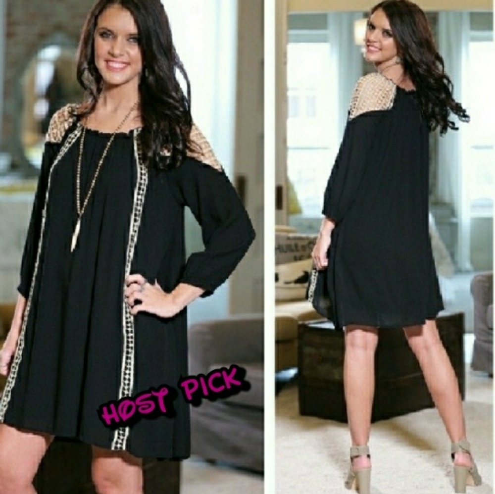 NWOT Black/Cream On Off Shoulder Dress