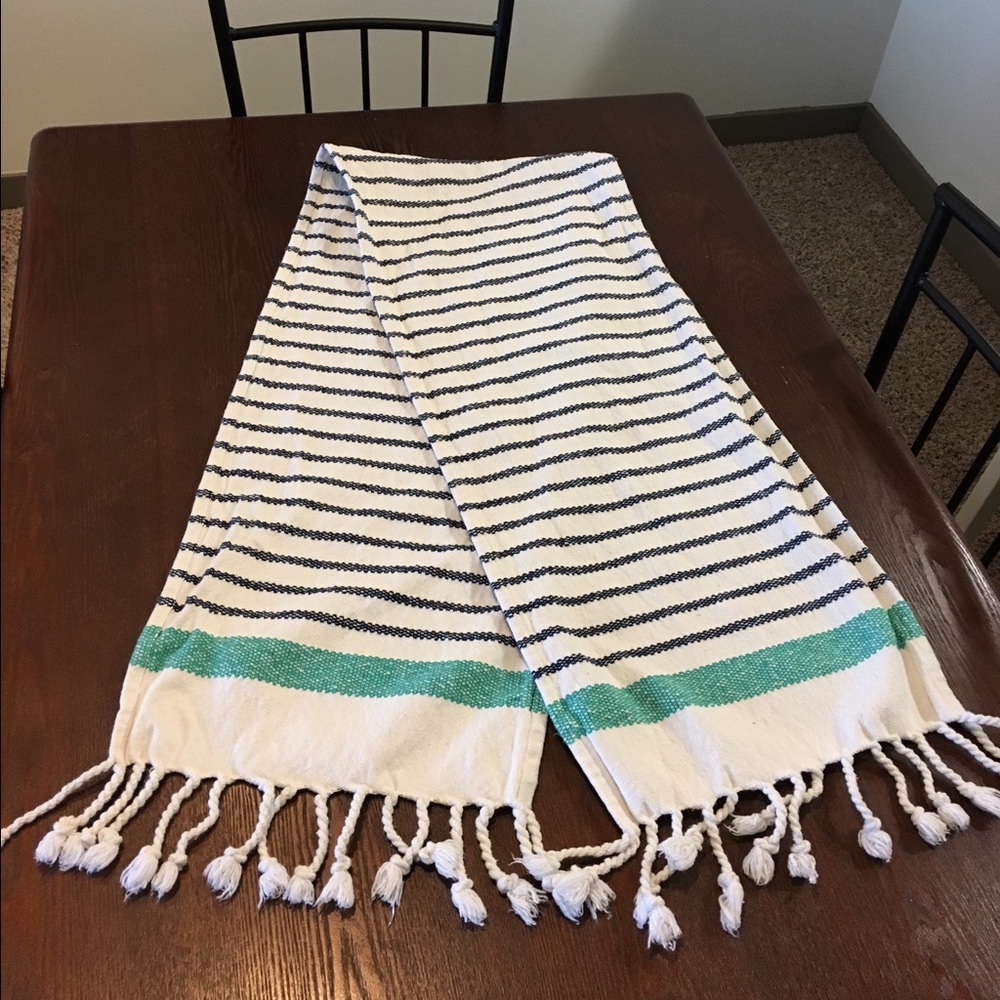 Table Runner