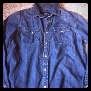 American Eagle blue jean shirt
