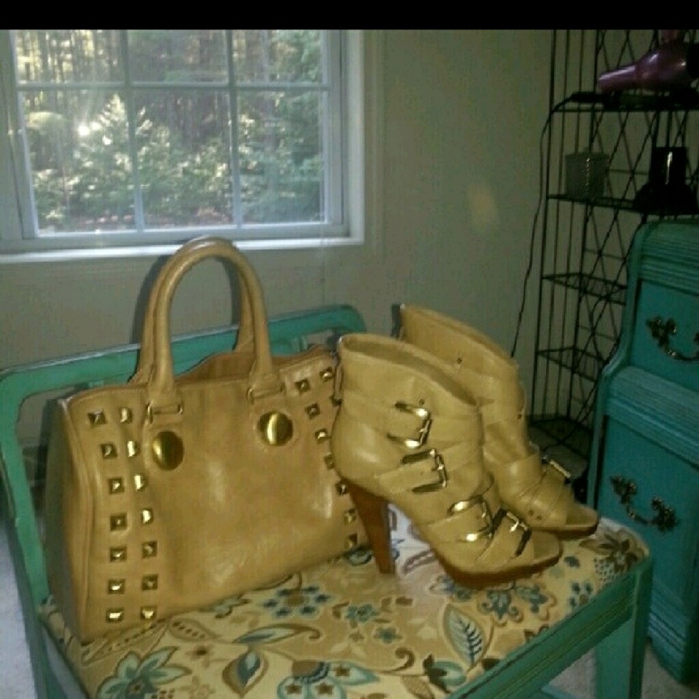 Aldo Matching set