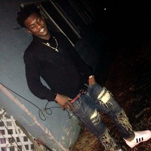 Meet your Posher, Derrick