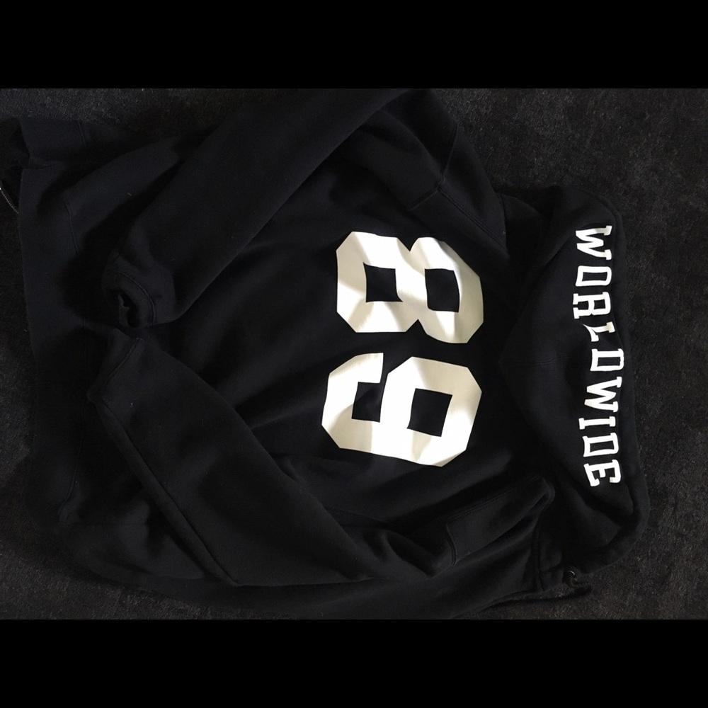 OBEY- Black Medium-Sized Hooded Zip-Up