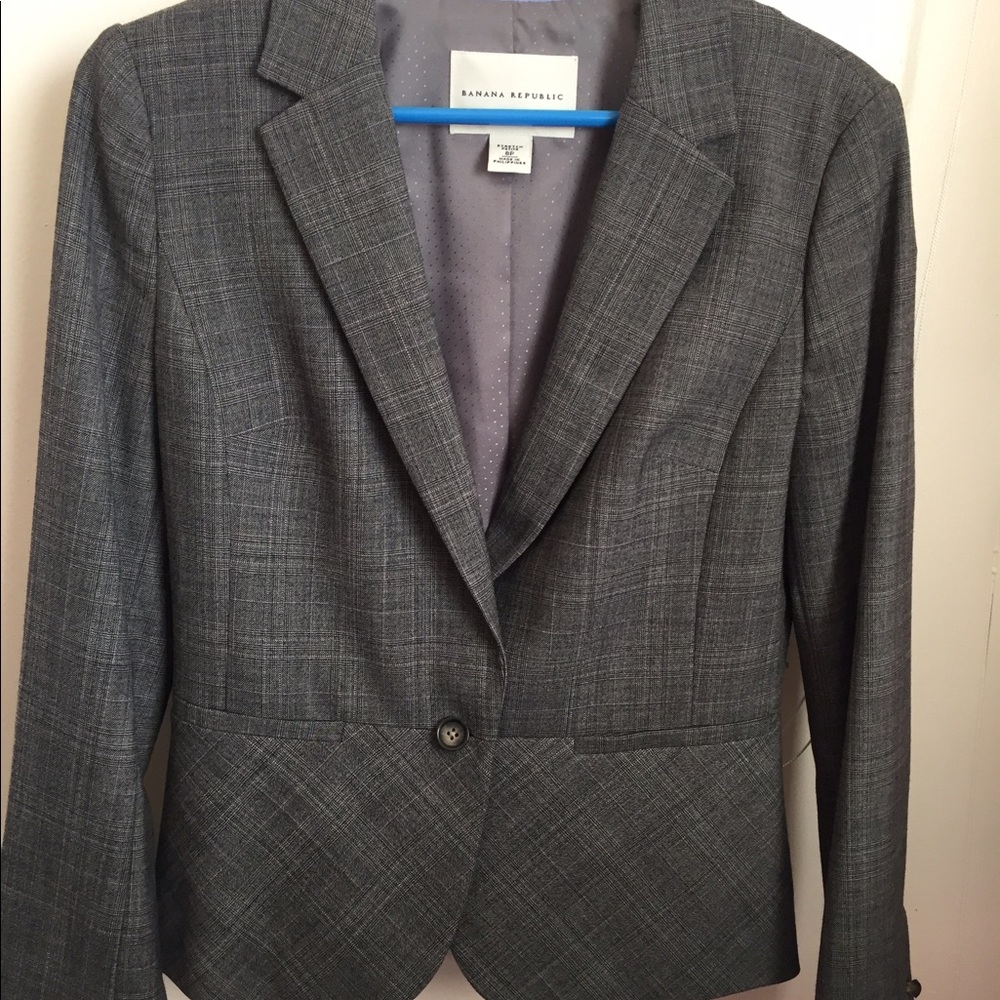 Banana Republic light blazer.