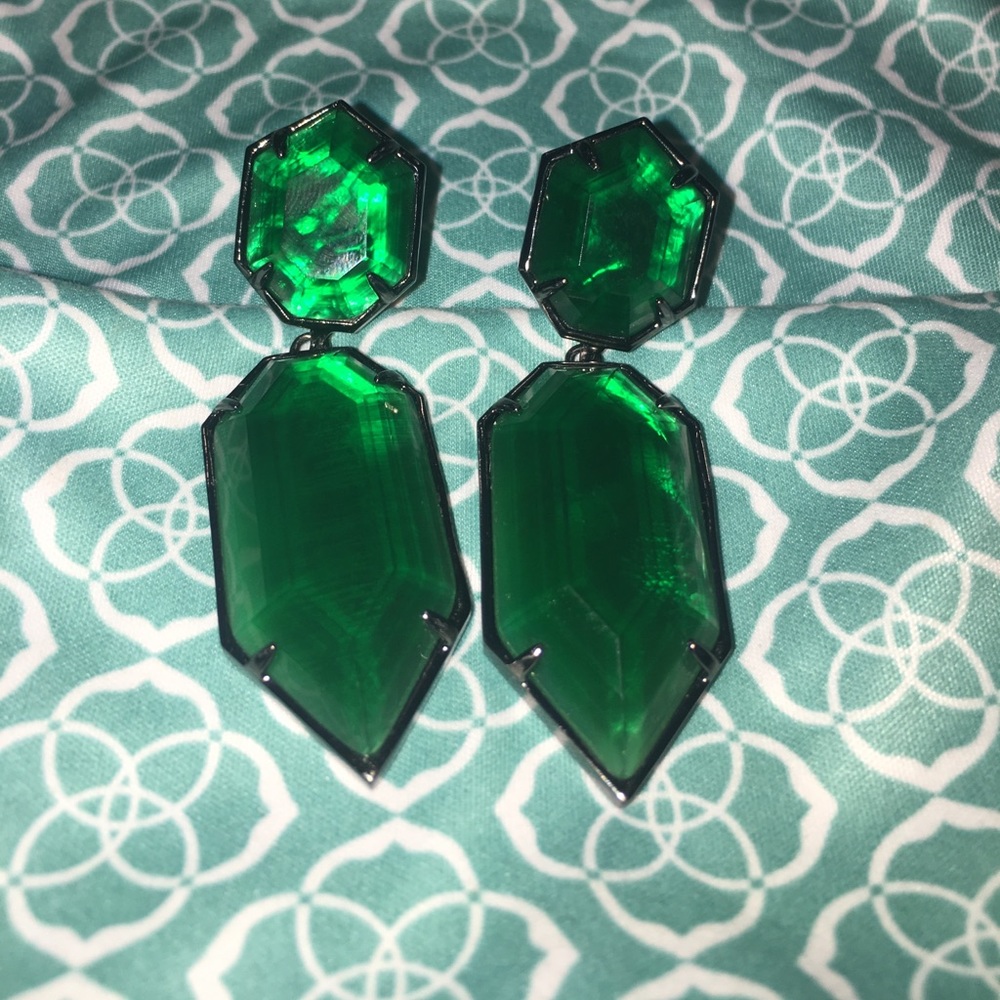 Kendra Scott Wyatt earrings-emerald green
