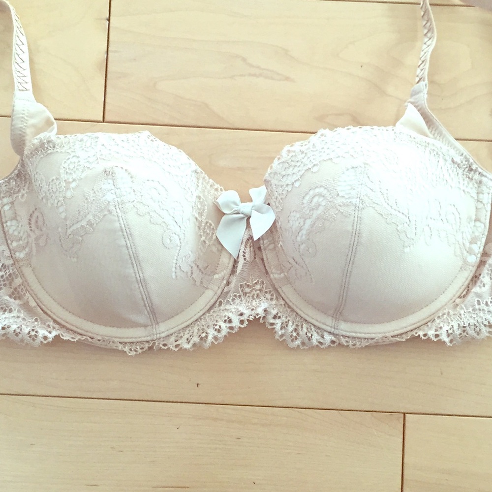 DKNY NWT 34B Bra