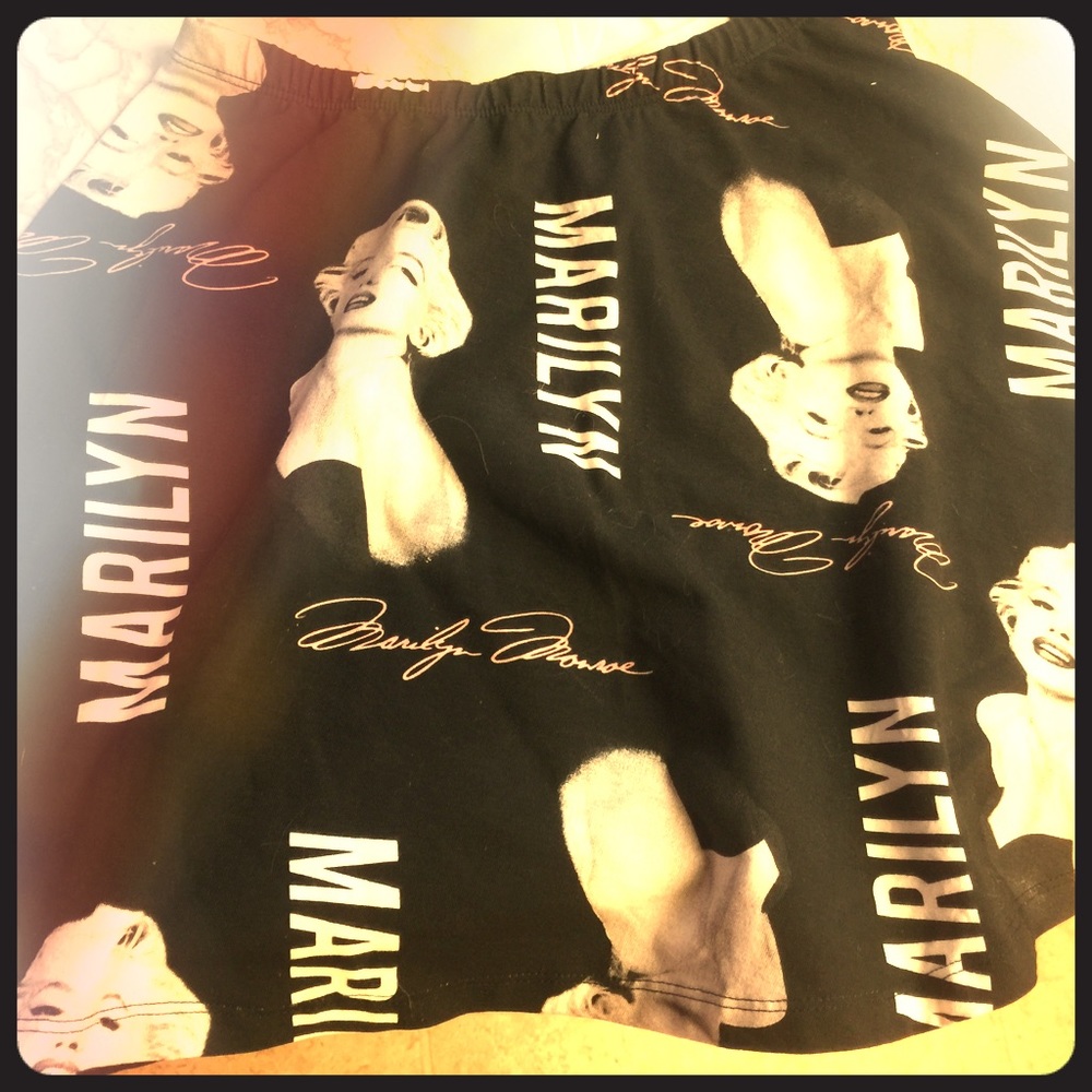 Marilyn Monroe skirt