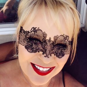 Meet your Posher, Rhonda