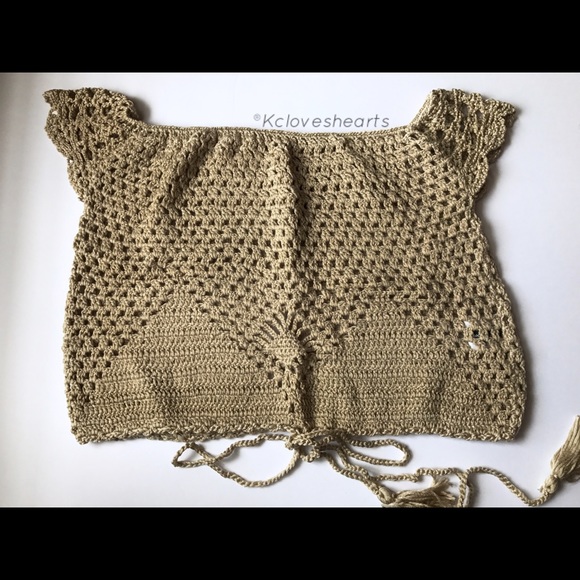 New Arrival Crochet Trimmed Top - Picture 5 of 5