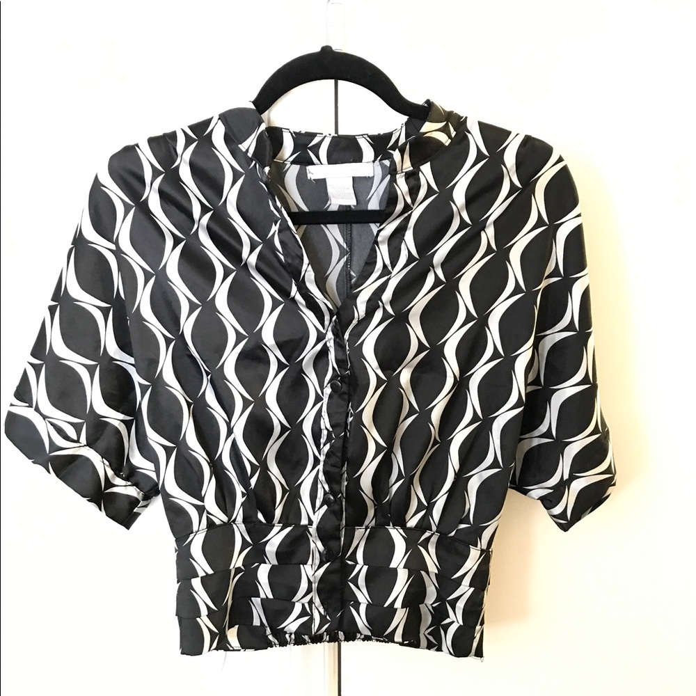 Charlotte Russe • Silky B/W blouse